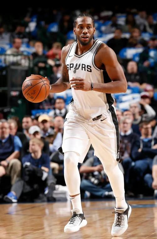 杨瀚森登场4分29秒3中0！阿夫迪亚31+19+10三双难救主，雷霆6人上双击败开拓者（杨瀚森仅打4分29秒3投全失，阿夫迪亚31+19+10难挽败局，雷霆六人上双击败开拓者）