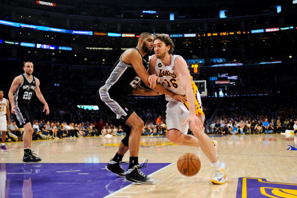 安帅：恩德里克要与俱乐部沟通，看看怎样的选择最有利于他（安切洛蒂：恩德里克需与俱乐部协商，选择对他最有利的方案）