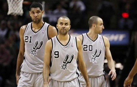 巴萨旧将：足球世界没人能达到梅西的高度，他让我们变得更好（巴萨旧将：足坛无人能与梅西比肩，他让我们更出色）