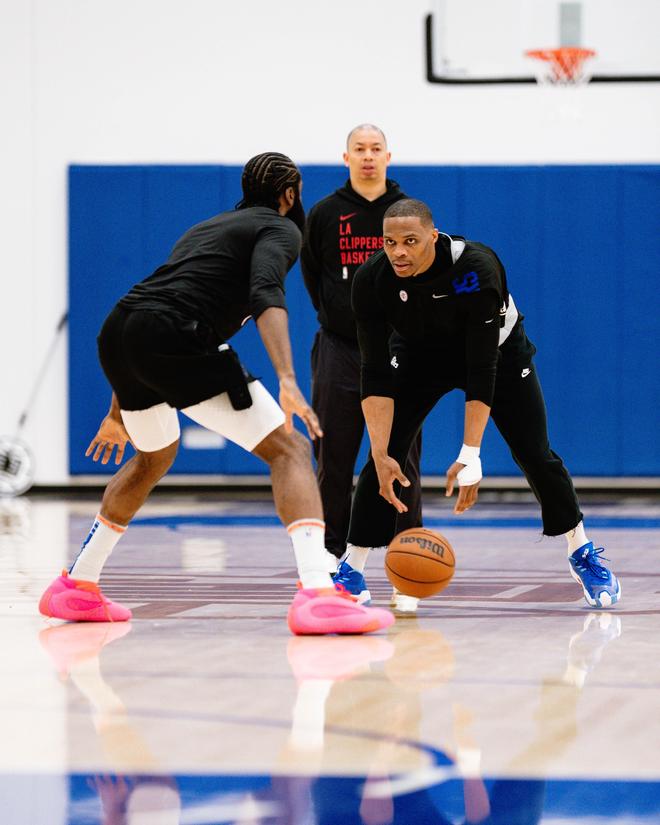 低开高走！王楚钦／梁靖崑2-1逆转杜达／邱党！助国乒8-4战胜德国！（先抑后扬！王楚钦／梁靖崑2-1逆转杜达／邱党，助国乒8-4力克德国）