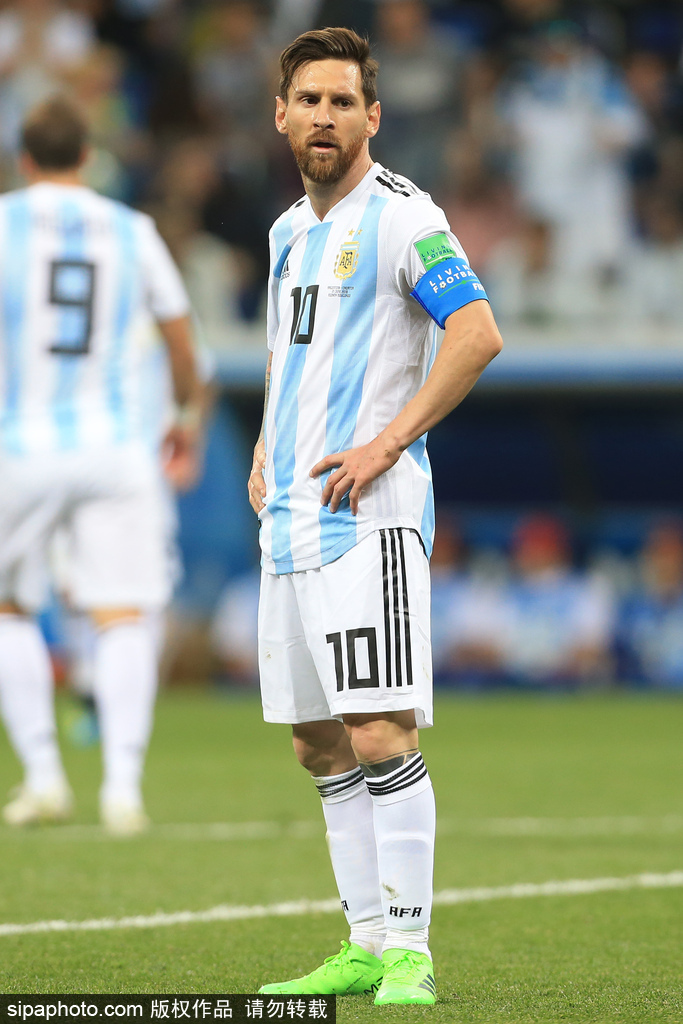 蒂尔曼谈击败曼城：我们防守做得好，反击总是很有威胁（蒂尔曼：战胜曼城靠扎实防守，反击持续制造威胁）