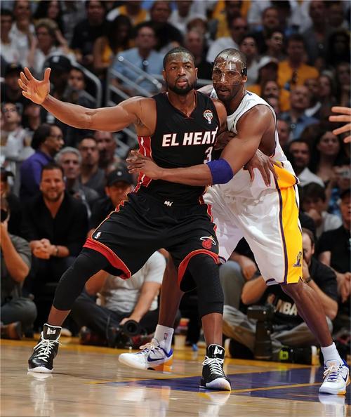 DO：埃弗顿4000万镑报价迪布林被拒，圣徒要价4500万+500万镑（埃弗顿4000万镑求购迪布林遭拒，圣徒索要4500万固定+500万浮动）